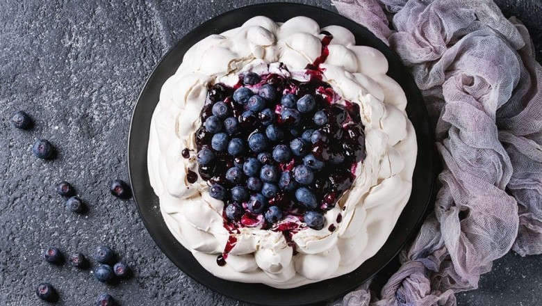 Dışı çıtır, içi yumuşacık zarif tatlı: Pavlova