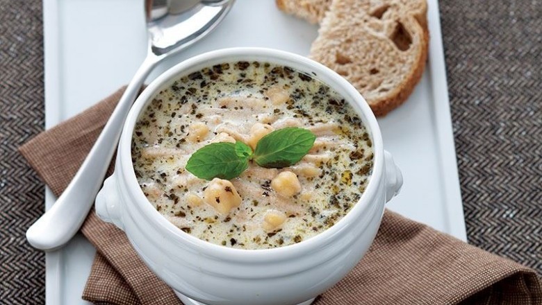 ERİŞTELİ YOĞURT ÇORBASI