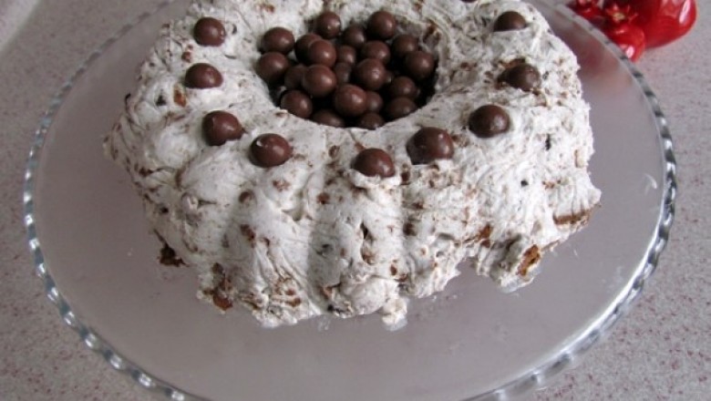 Krem Şantili Pasta Tarifi İçin Malzemeler